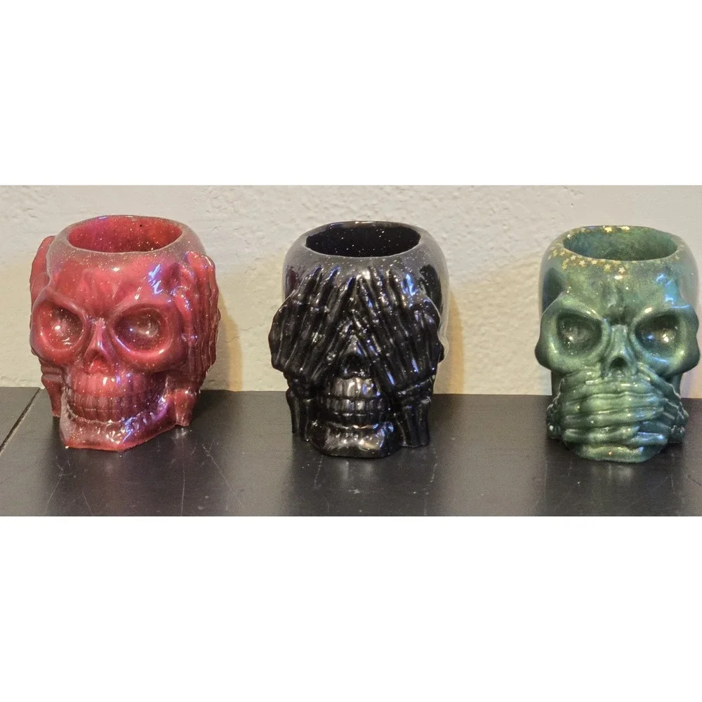 Handmade Resin Skull Candle Holder Vase‎ Set Of 3 Black Green Red Goth Garden